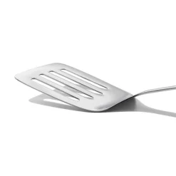 OXO Bakspaan Good Grips SteeL 21 Hot