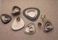 Bord Lind DNA Stoneware Platter Plate Sand