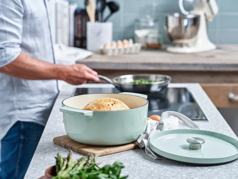 KitchenAid Braadpan Cast Iron Pistachio 22 cm Outlet