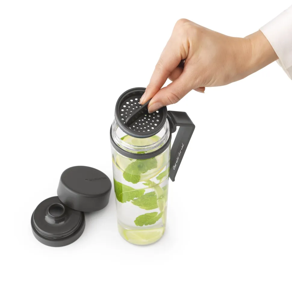 Brabantia Make & Take Waterfles met Fruitfilter 0,5 L - Dark Grey