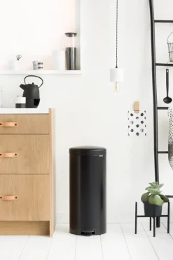 Brabantia NewIcon Pedaalemmer - Mat Zwart Online