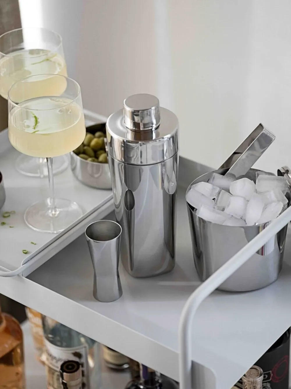 Zone Denmark Cocktailshaker Rocks Polished Steel 700 ml Clearance