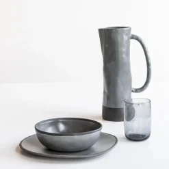 The Table Dinerbord Atelier Black Truffle New