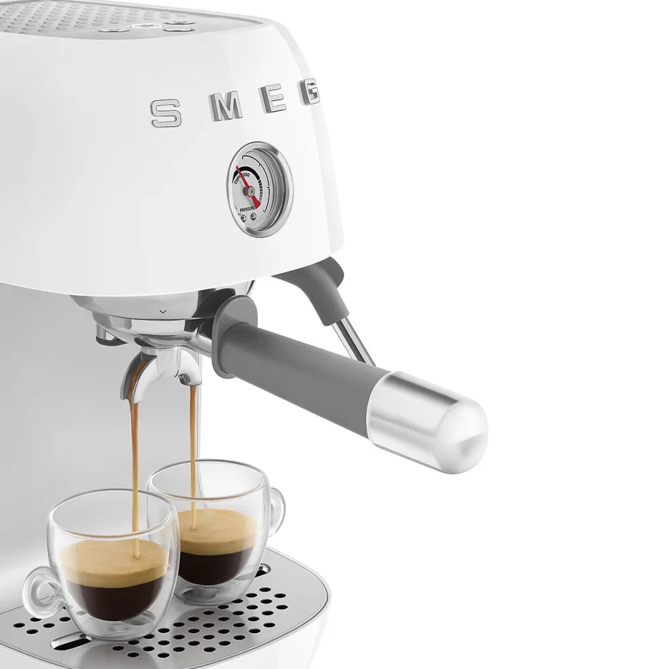 Espresso koffiemachine Smeg ECF03WHEU 50's Style Wit