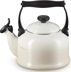 Le Creuset Fluitketel Tradition Mist Grey 2.1 Liter Outlet