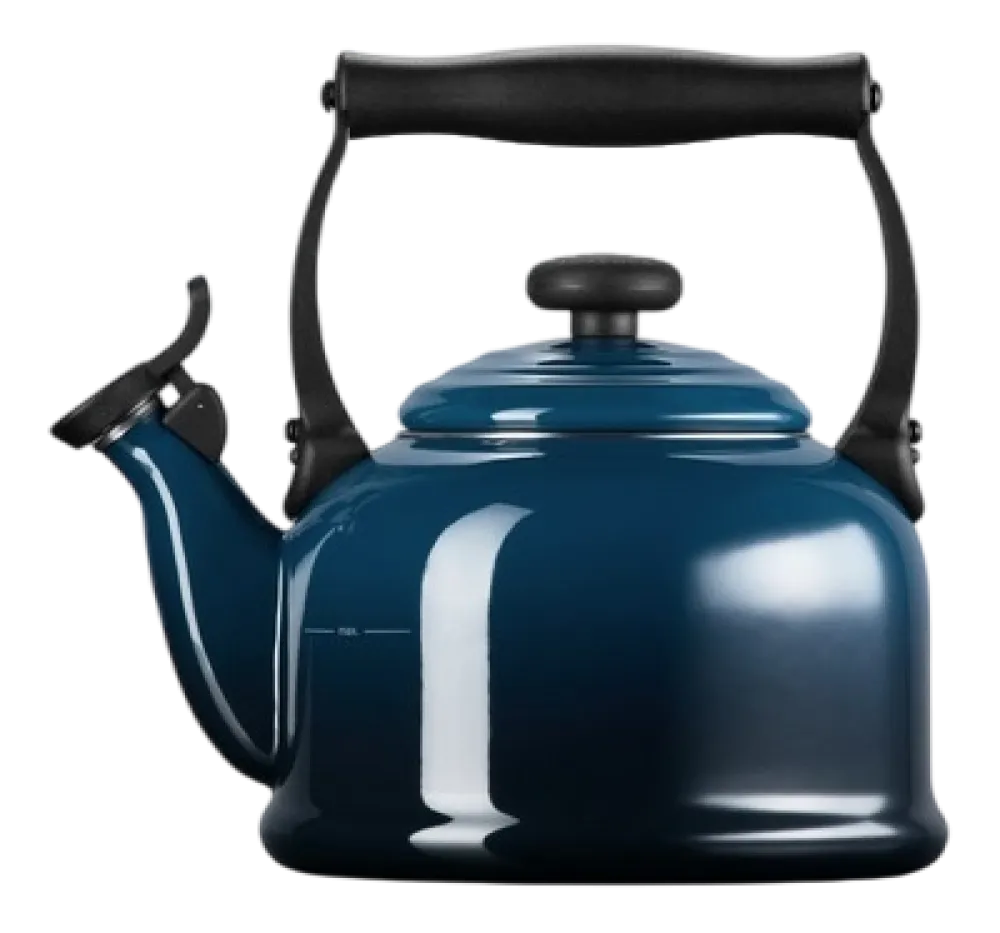 Le Creuset Fluitketel Tradition Nuit 2,1 Liter Outlet