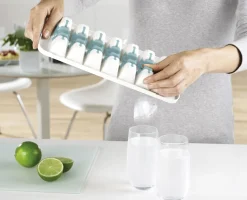 IJsblokjesmaker Joseph Joseph Duo Easy-release Ice-cube Tray Blauw