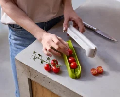 Joseph Joseph Halve-It Slicing Tool Stone / Green Hot