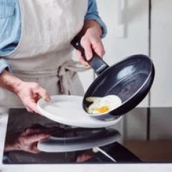 GreenPan Koekenpan Essence Met Keramische Antikleeflaag Hot