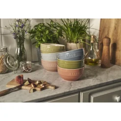 Staub Kom Ceramique Macaron Gietijzer 14 cm (Set van 6) Best