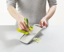 Joseph Joseph Mandoline Duo Multi-grip Mandoline Beige/Groen Outlet