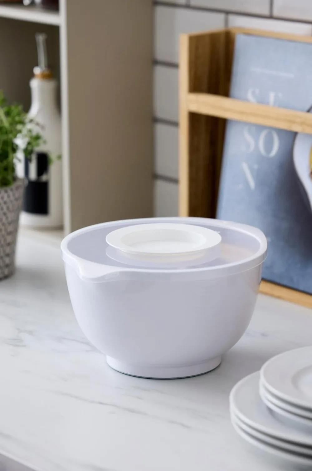 Rosti Mengkom Margrethe With Anti-Splashlid White Best