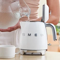 Mini Waterkoker Smeg 50 Style KLF05 Wit