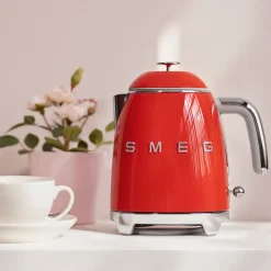 Mini Waterkoker Smeg 50 Style KLF05 Rood