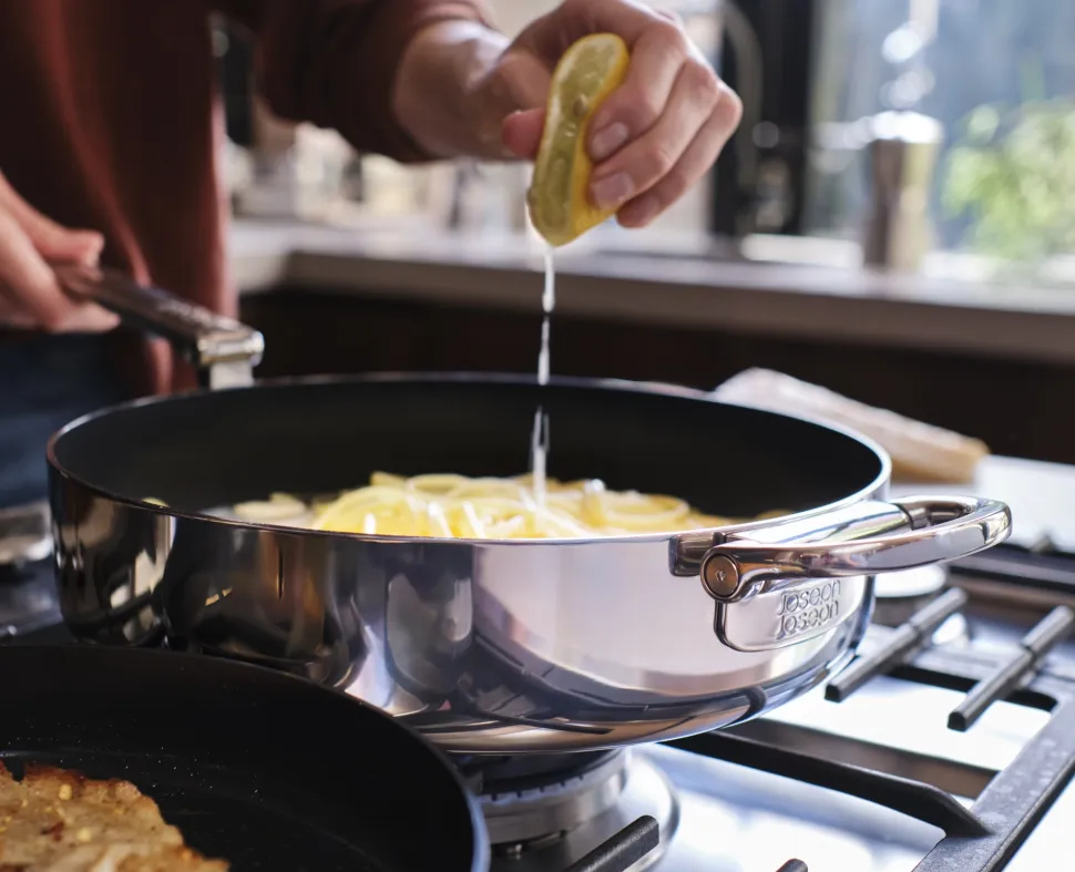 Pannenset Joseph Joseph Space Steel Non-Stick (2-Delig)