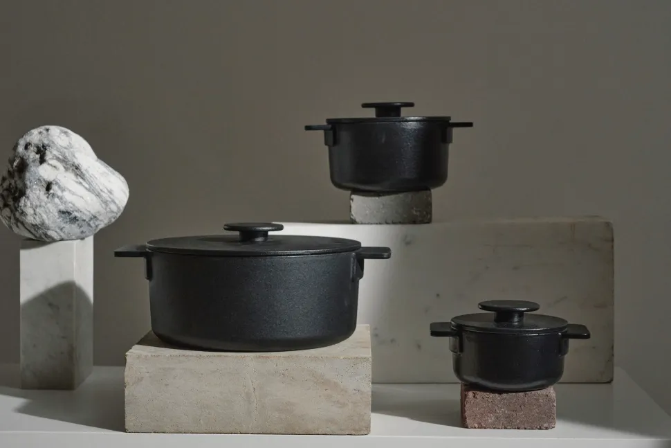 Pan Serax Pot L Black Surface 33 cm