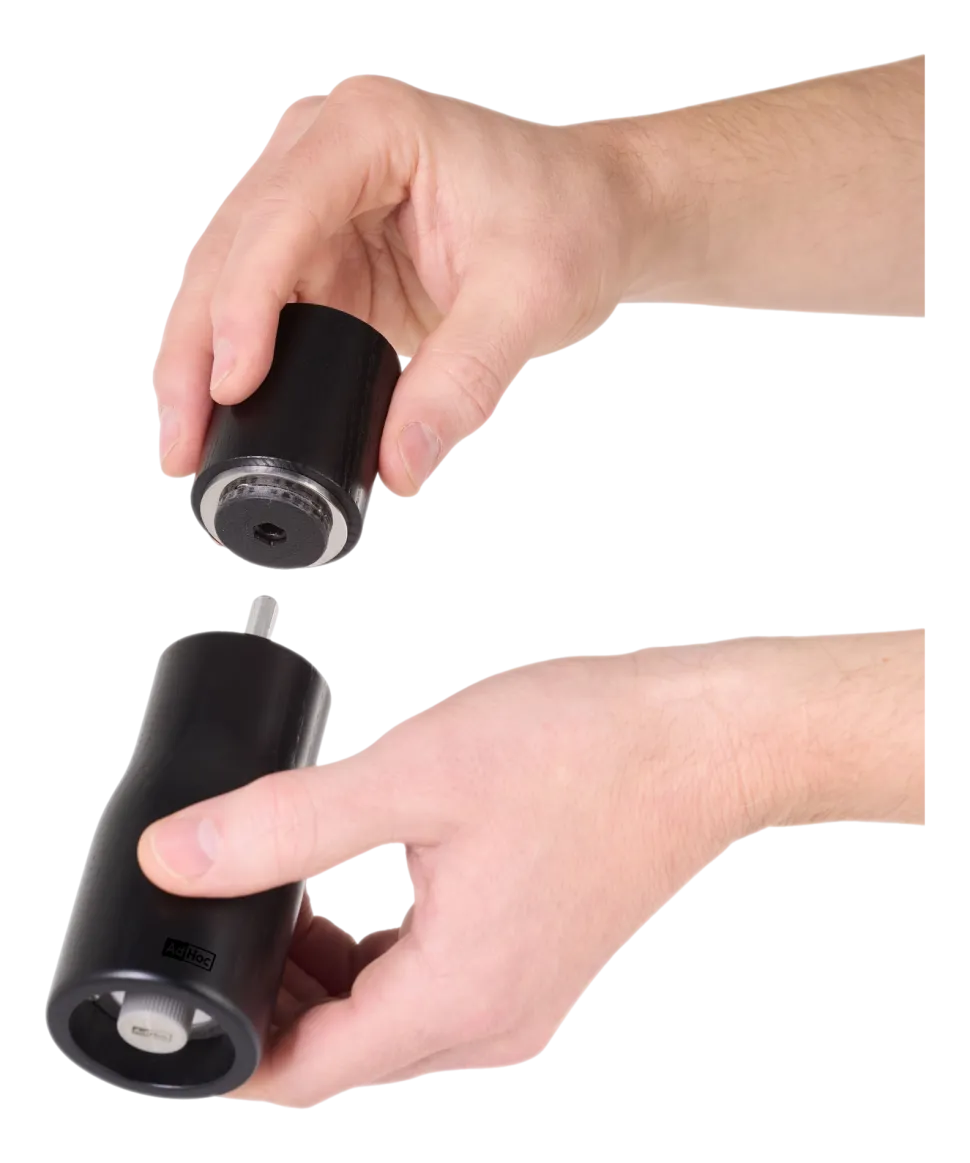 Peper- / Zoutmolen AdHoc Levo Black 15 cm