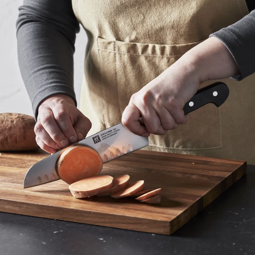 Santokumes Zwilling Pro Met Kuiltjes 18 cm