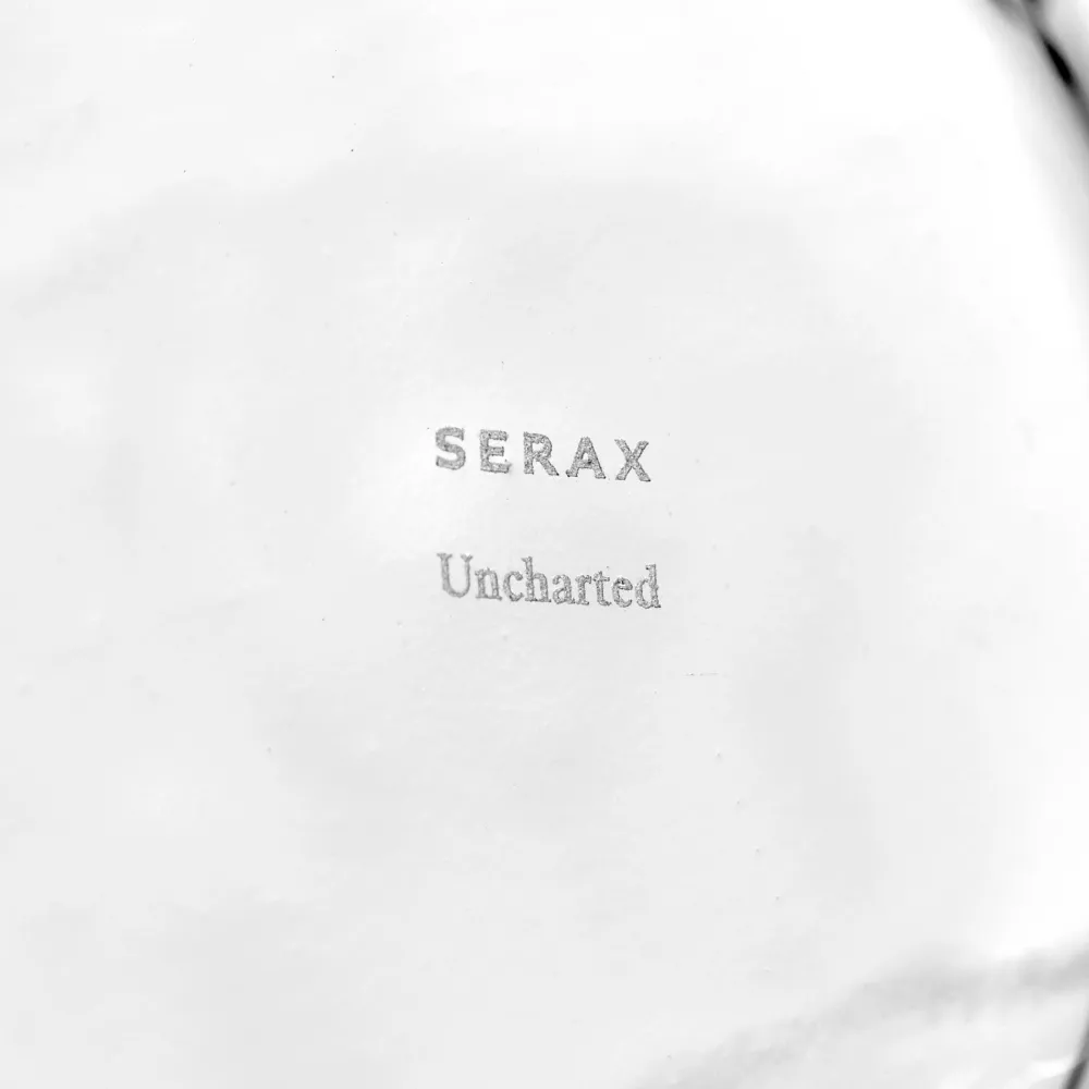 Serax - Uncharted - Out of Lines Karaf Best