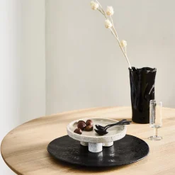 Urban Nature Culture Serveerschaal Serving Plate Black 38 x 2 cm Outlet