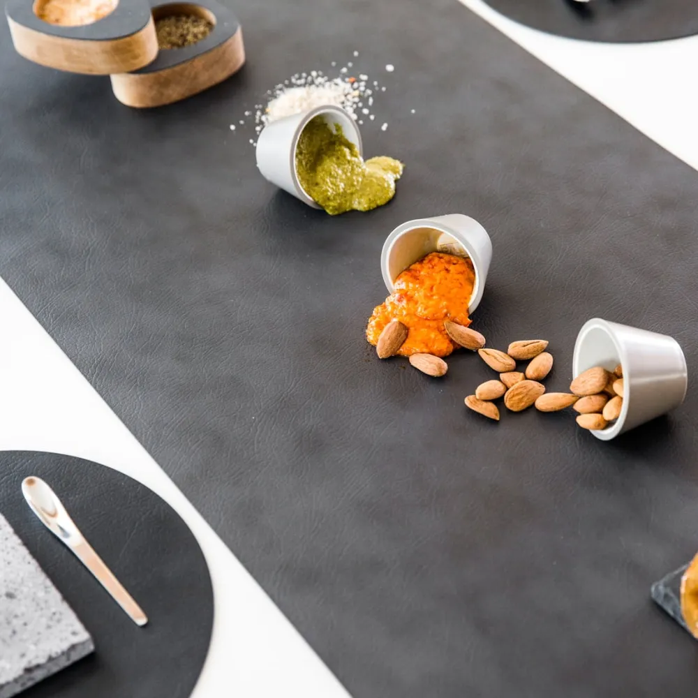 Lind DNA Tafelloper Table Runner M Nupo Anthracite Online