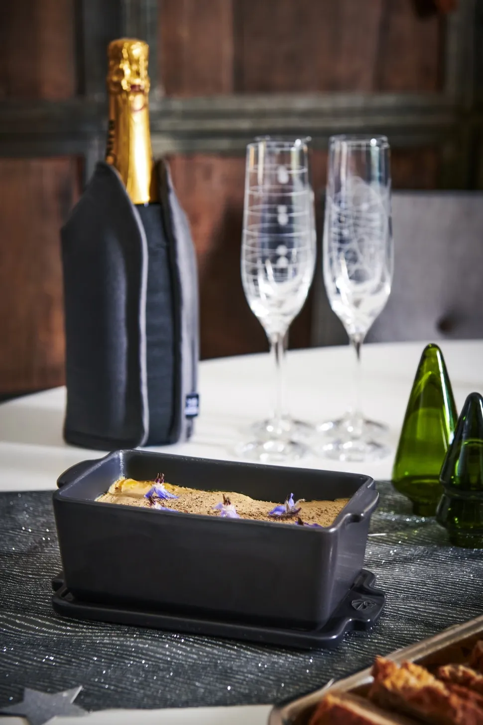 Terrine Peugeot Appolia Leisteen / Ecru 200 x 110 cm