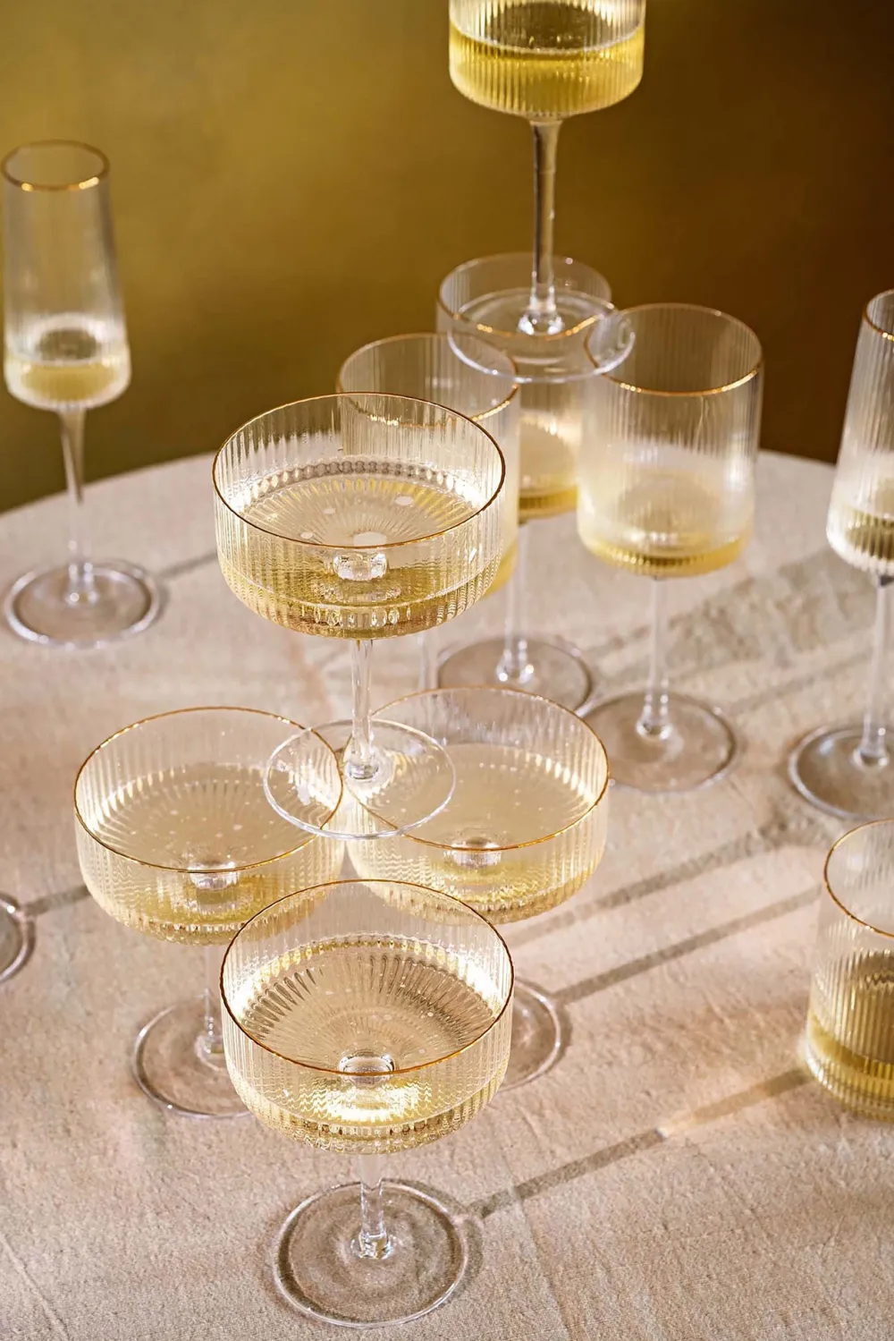 VT Wonen Wijnglas vtwonen with Gold Rim Clear 400 ml (Set van 4) Hot