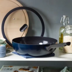 Wokpan BK Enjoy Met Keramische Antikleeflaag Met Deksel 28 cm