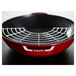 Staub Wokpan Kers 30 cm